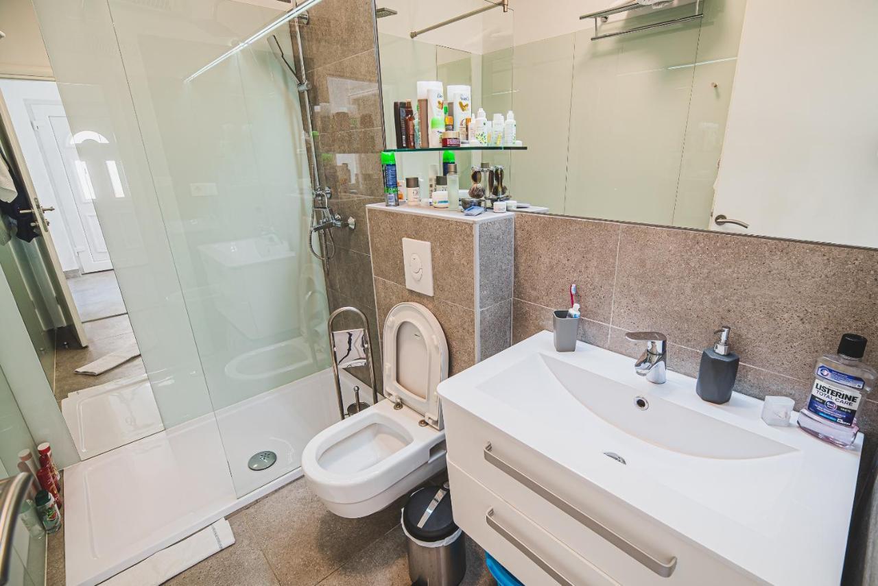 וודיצה Downtown Luxury Apartments With Hot Tub מראה חיצוני תמונה