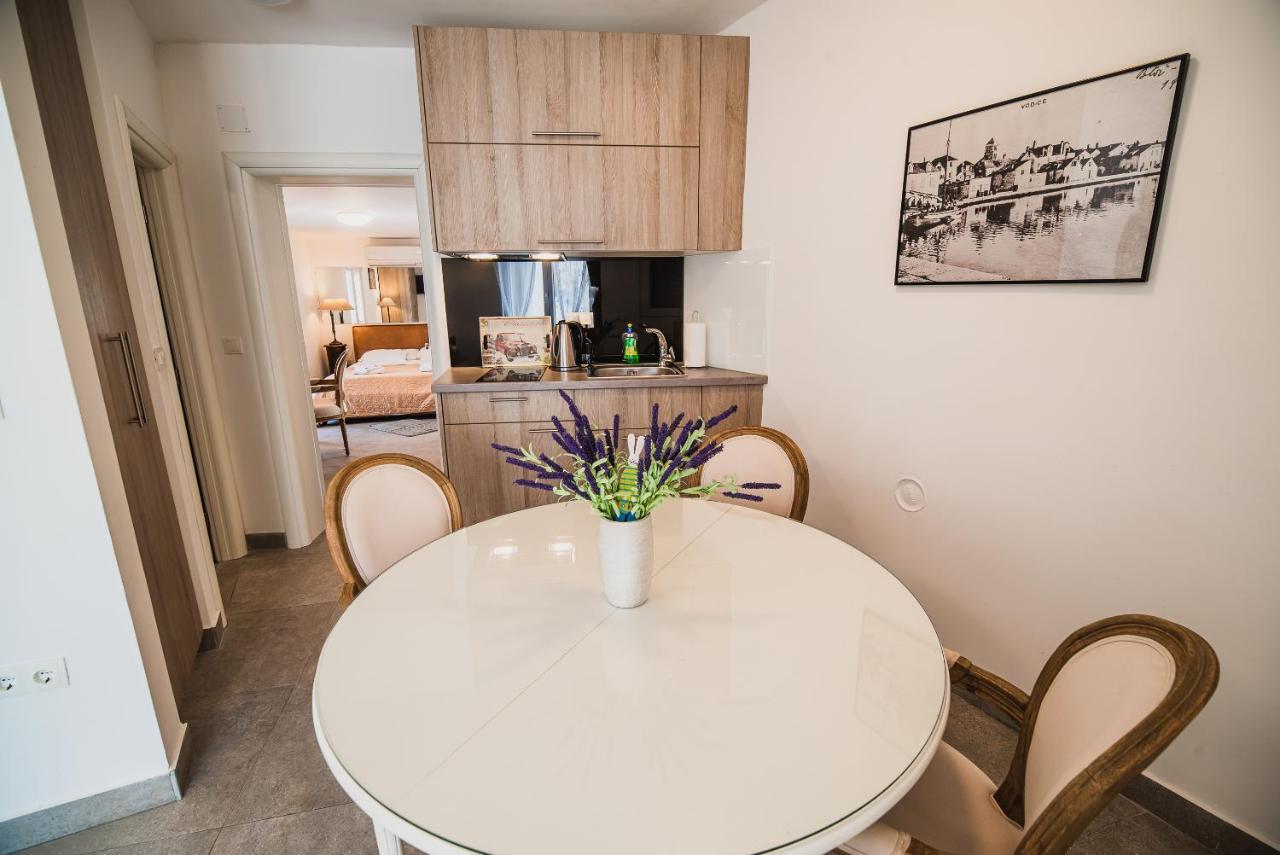 וודיצה Downtown Luxury Apartments With Hot Tub מראה חיצוני תמונה
